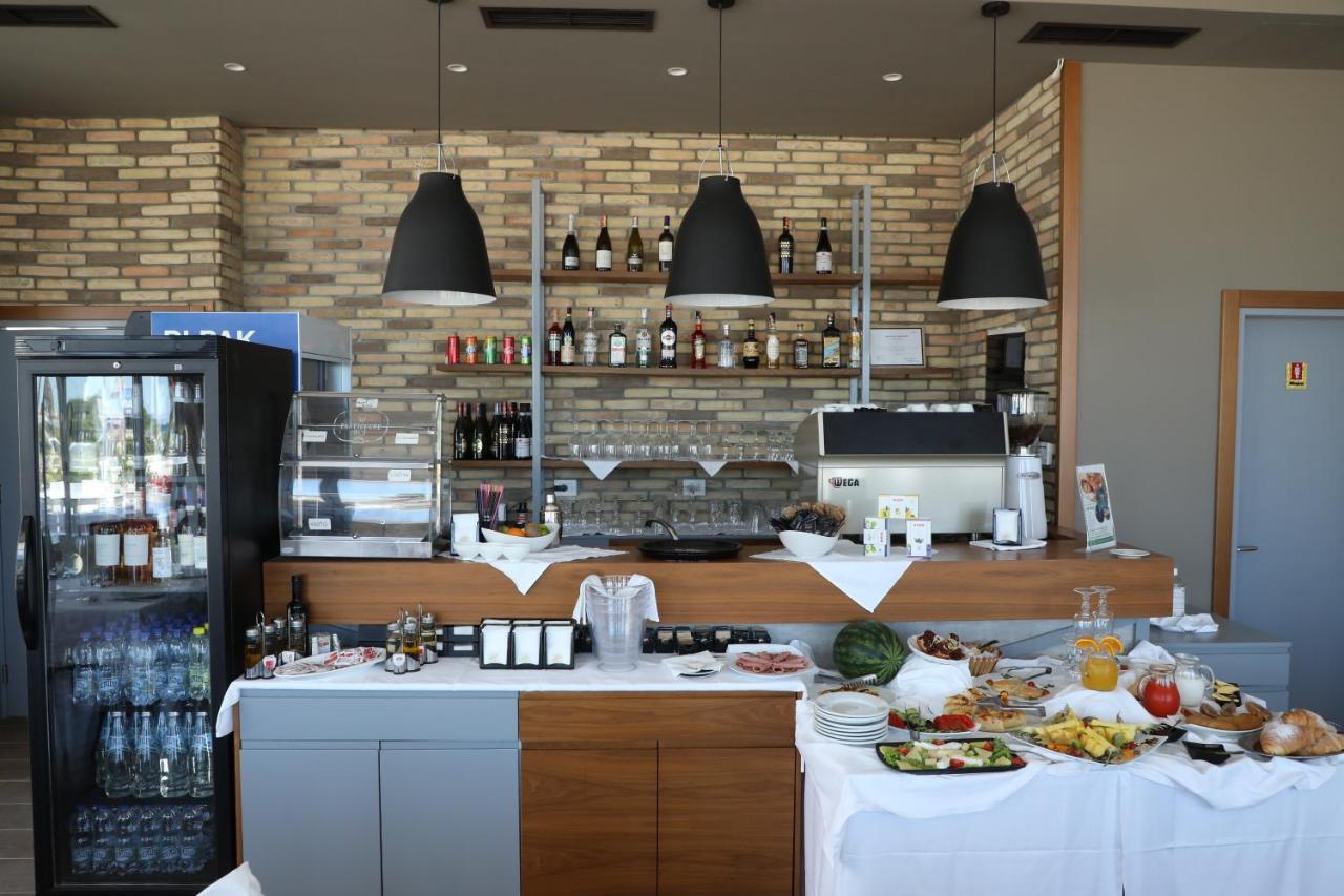 Dolce Italia Residence Radhimë Εξωτερικό φωτογραφία